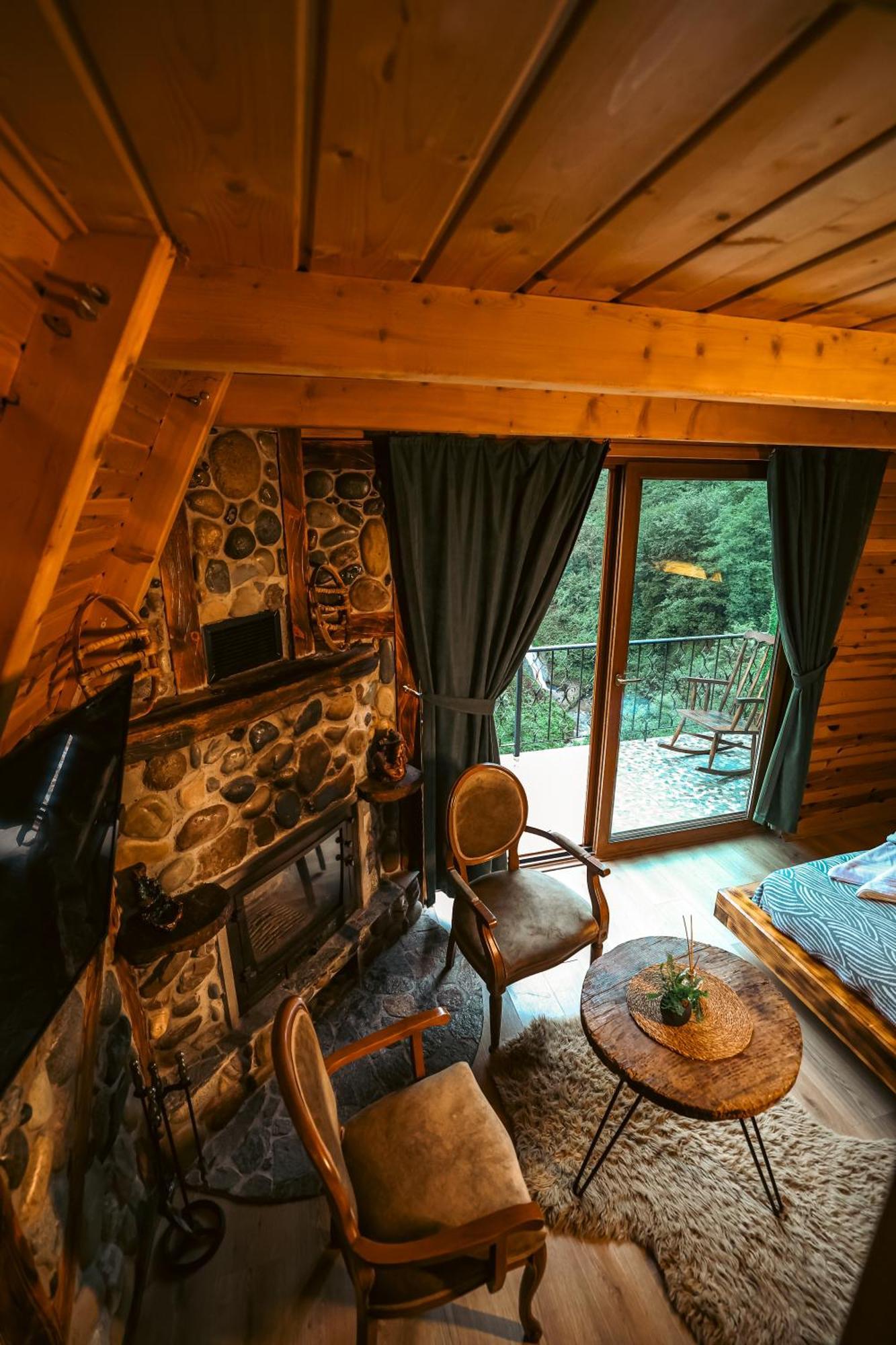 Bungalove Tatil Koeyue Çamlıhemşin エクステリア 写真