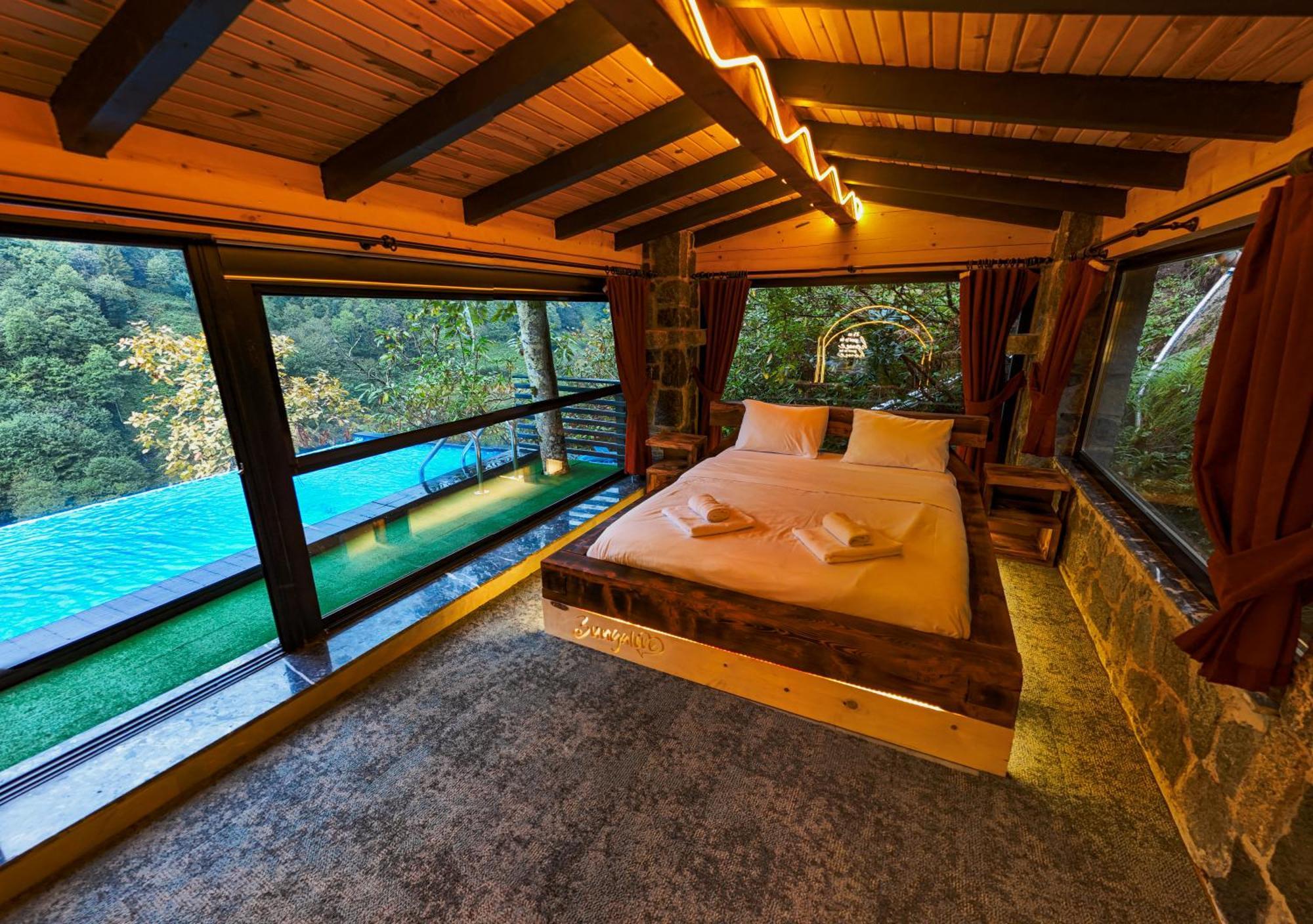 Bungalove Tatil Koeyue Çamlıhemşin エクステリア 写真